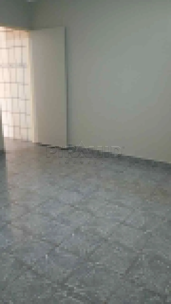 Alugar Casa / Padr&atilde;o em Ribeir&atilde;o Preto R$ 1.000,00 - Foto 4