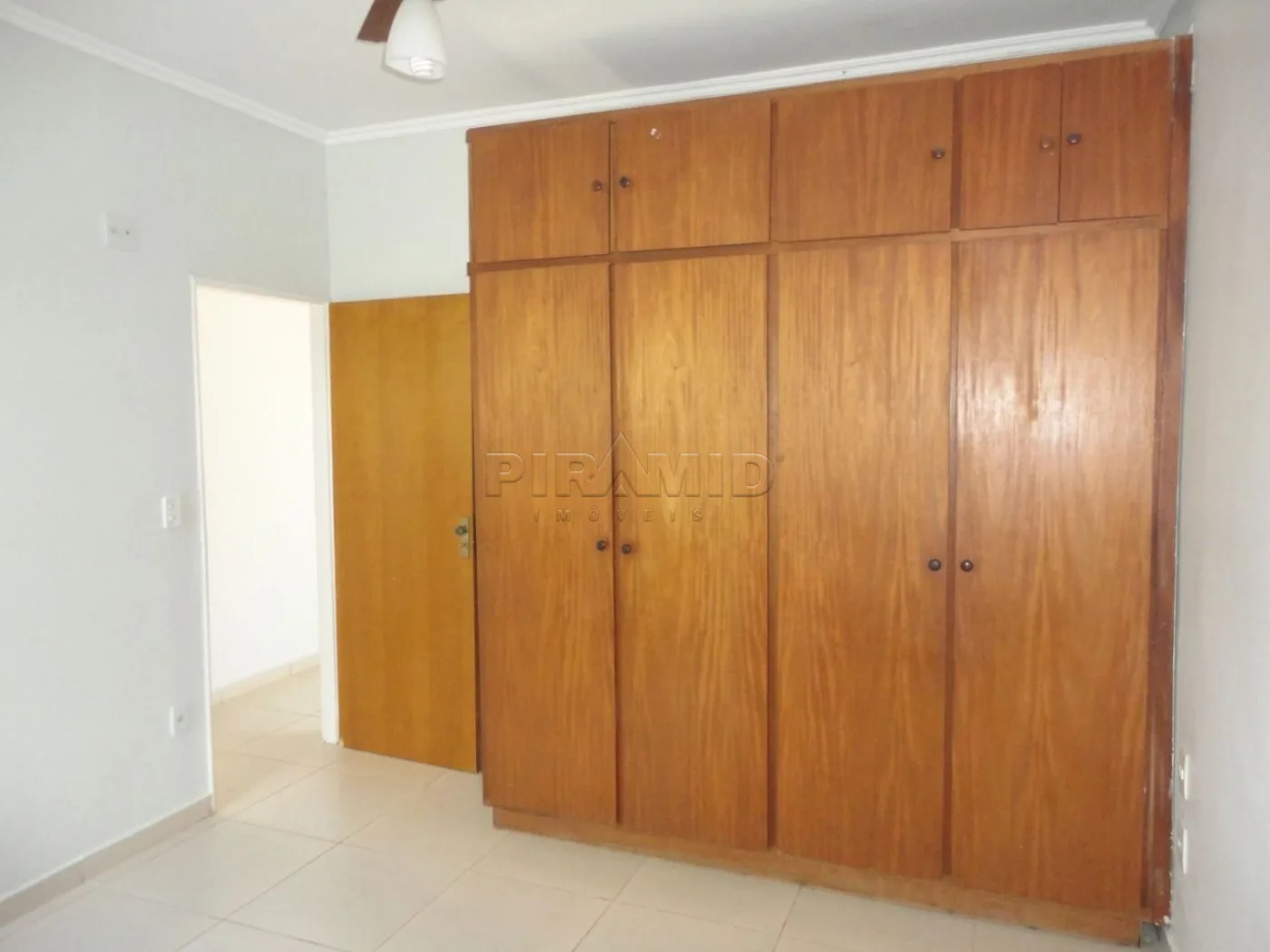 Comprar Casa / Padr&atilde;o em Ribeir&atilde;o Preto R$ 360.000,00 - Foto 5