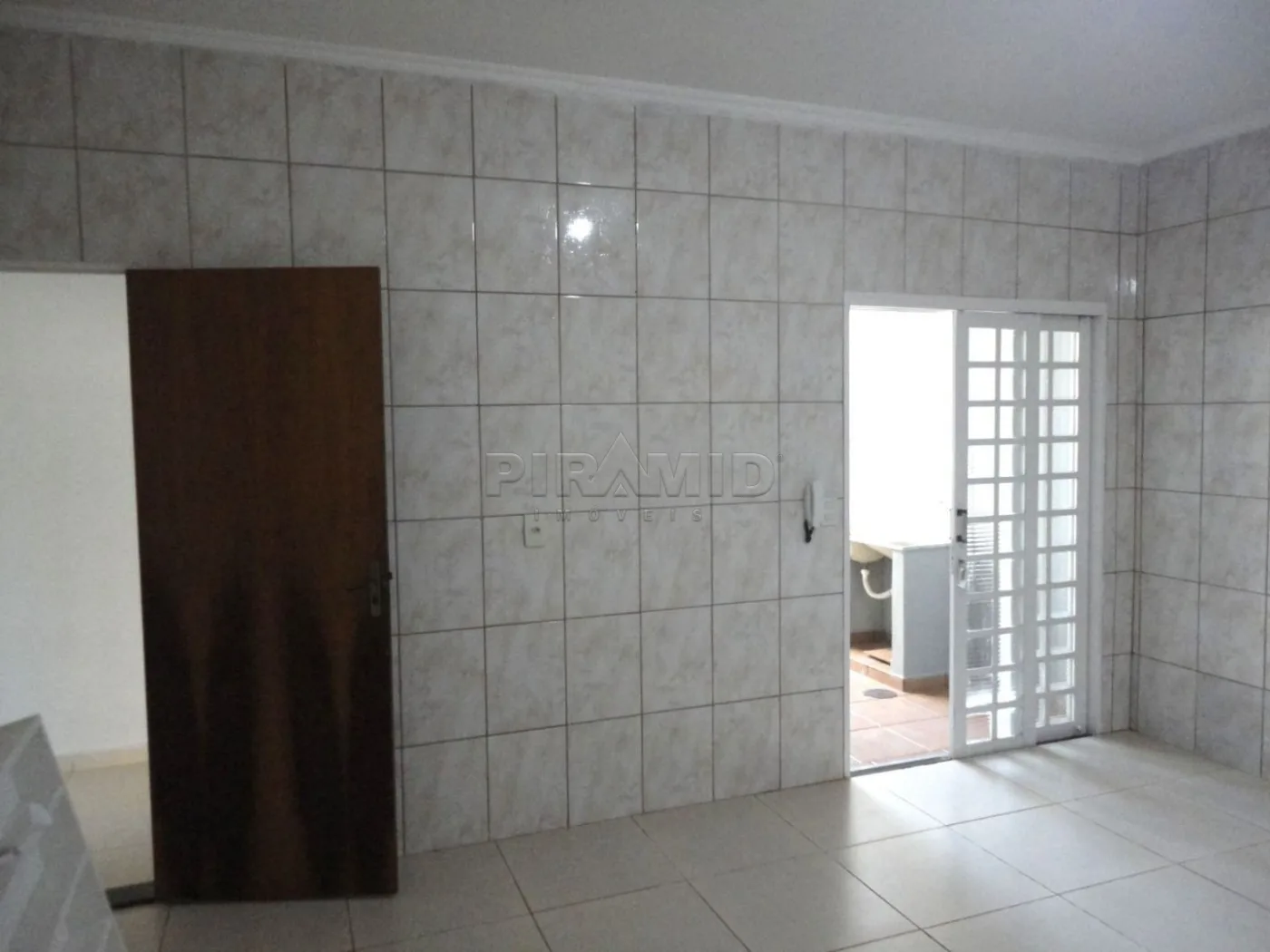Comprar Casa / Padr&atilde;o em Ribeir&atilde;o Preto R$ 360.000,00 - Foto 6