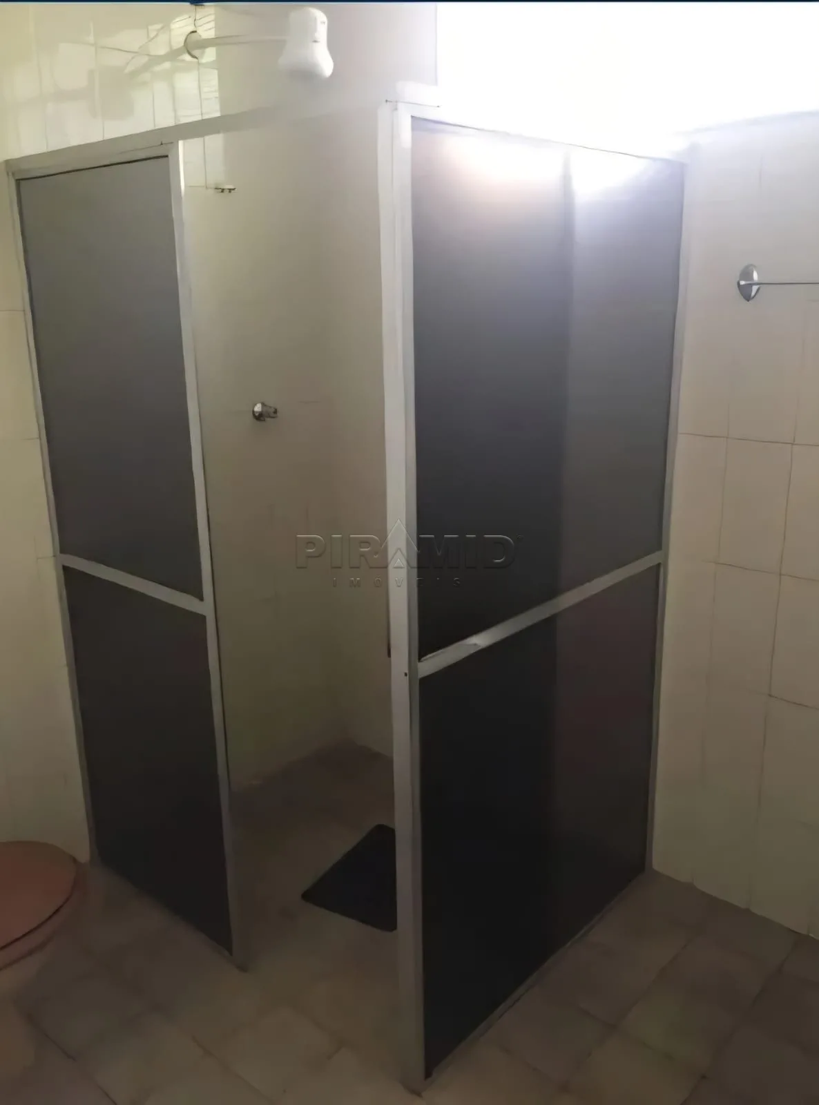 Alugar Casa / Padr&atilde;o em Ribeir&atilde;o Preto R$ 2.600,00 - Foto 21