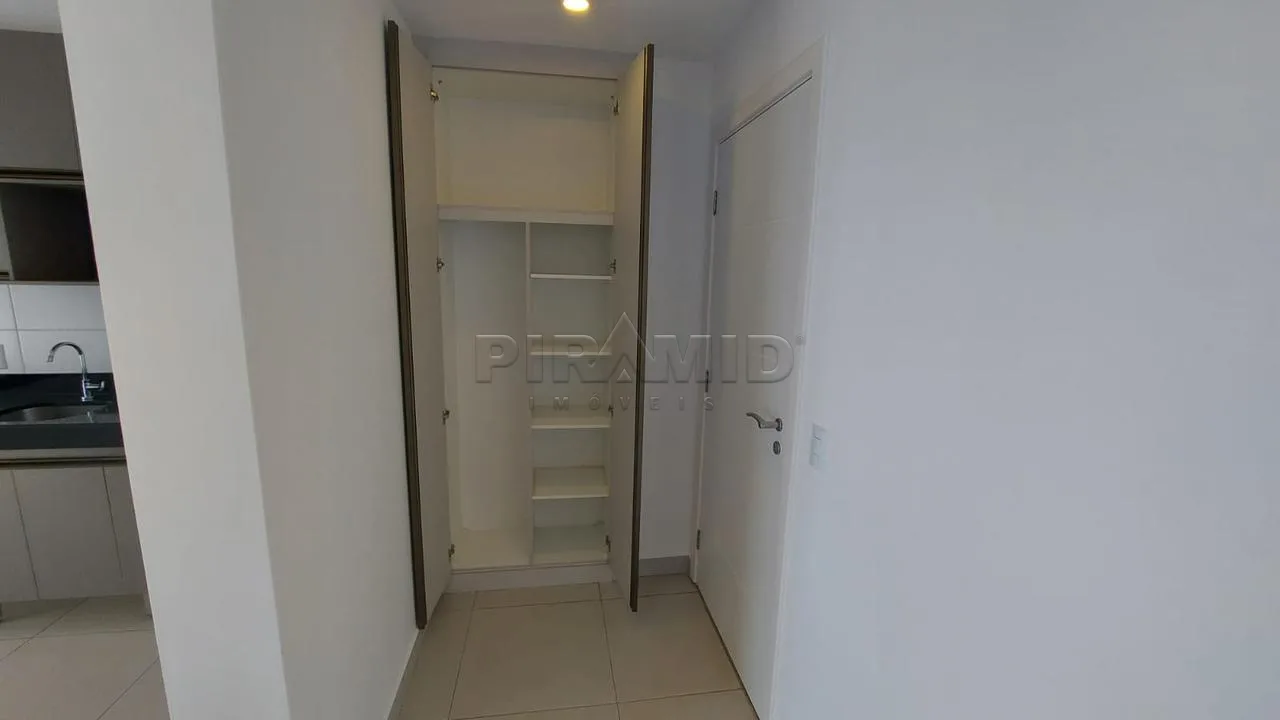 Comprar Apartamento / Padr&atilde;o em Ribeir&atilde;o Preto R$ 370.000,00 - Foto 2