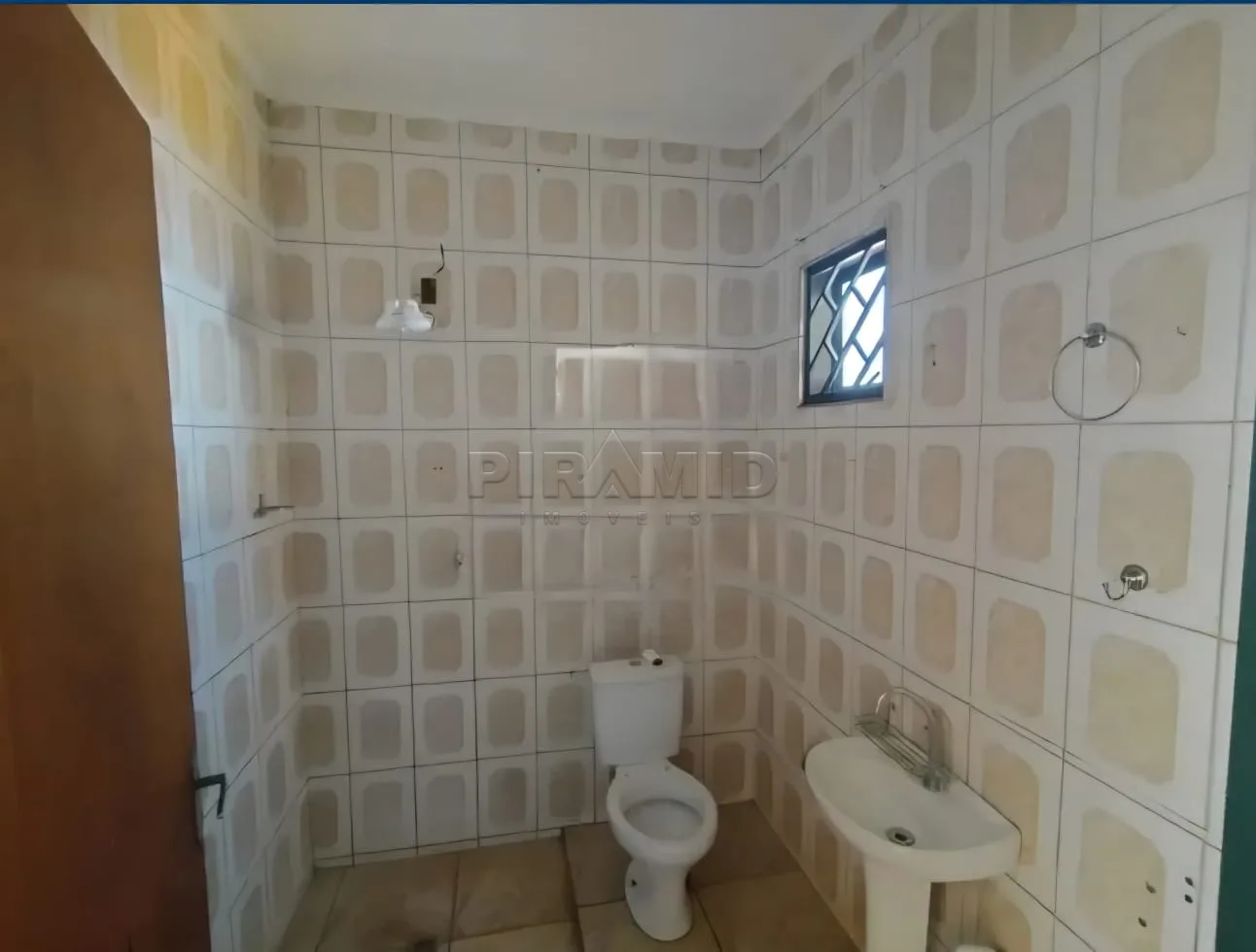 Alugar Casa / Padr&atilde;o em Ribeir&atilde;o Preto R$ 1.800,00 - Foto 10