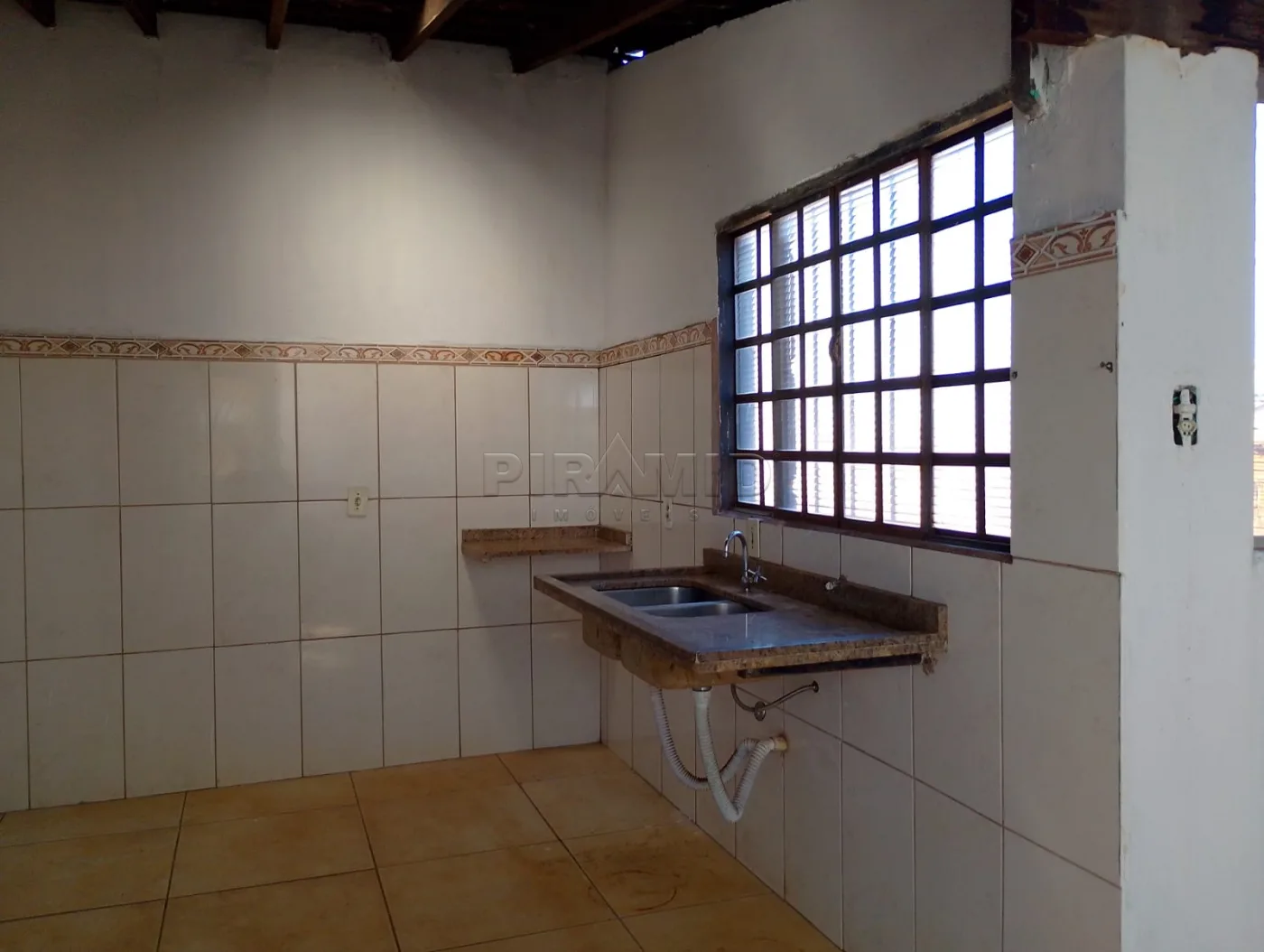 Alugar Casa / Padr&atilde;o em Ribeir&atilde;o Preto R$ 1.800,00 - Foto 14