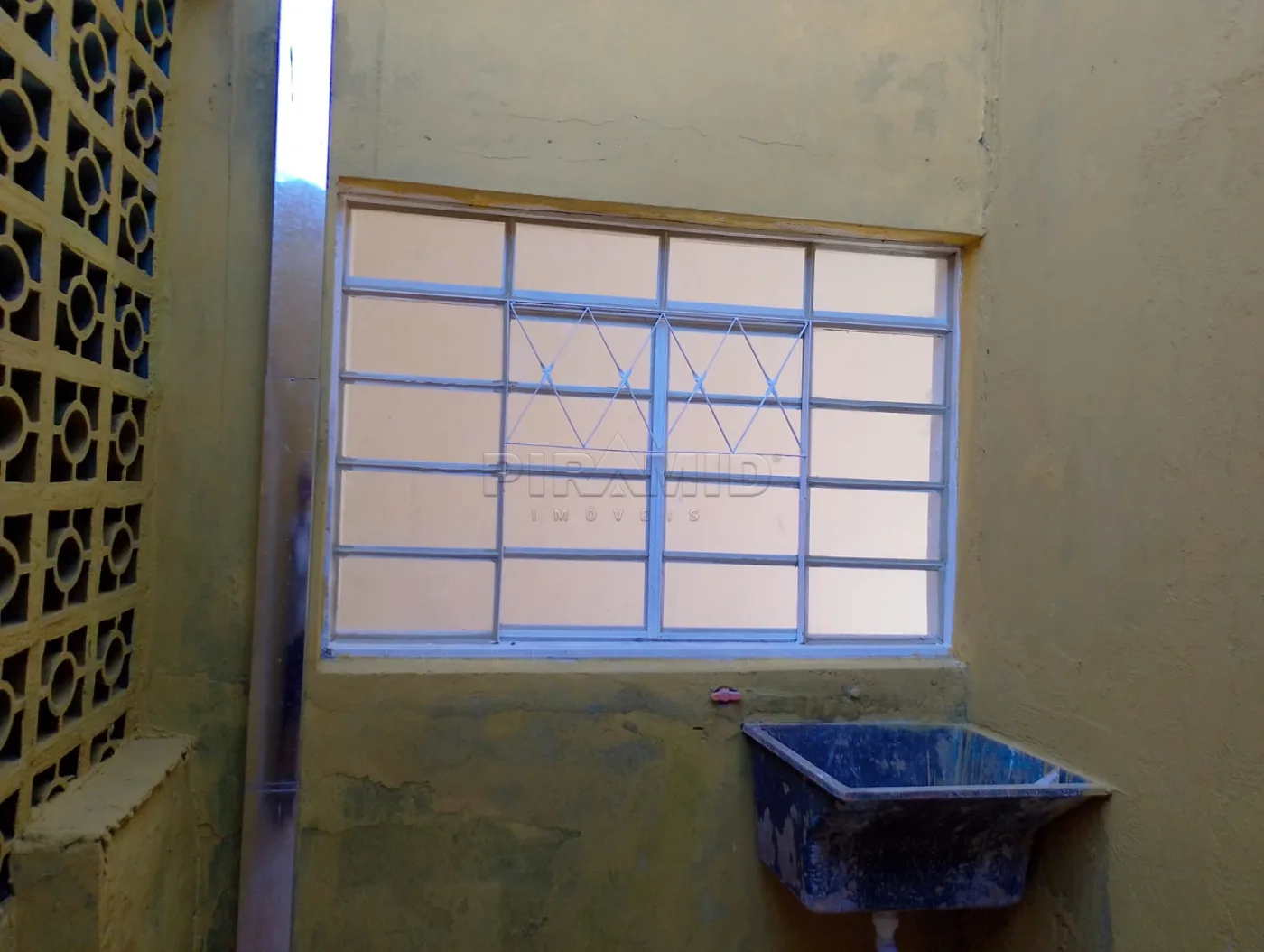 Alugar Casa / Padr&atilde;o em Ribeir&atilde;o Preto R$ 1.800,00 - Foto 19