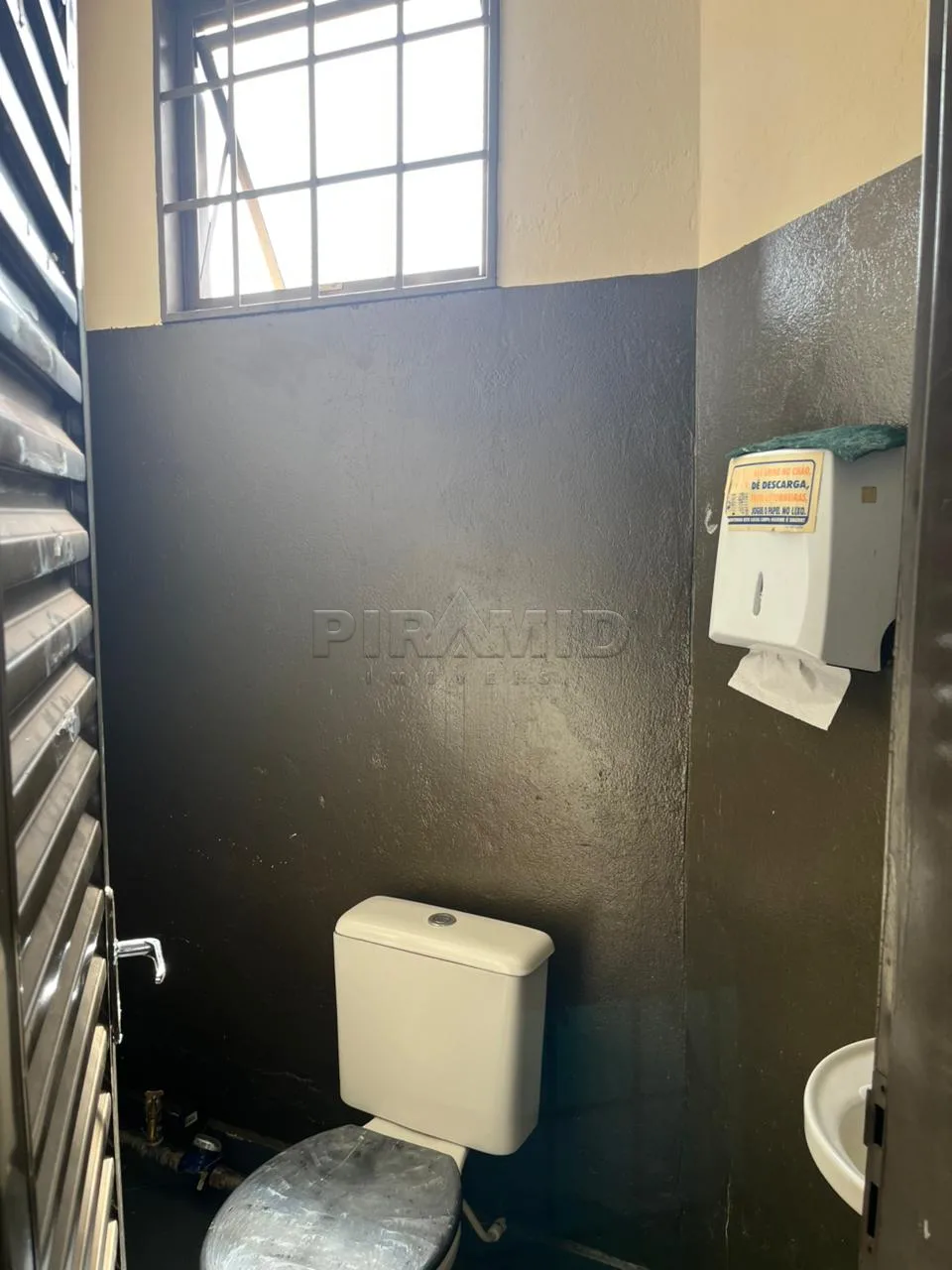 Alugar Comercial / Casa em Ribeir&atilde;o Preto R$ 3.000,00 - Foto 9