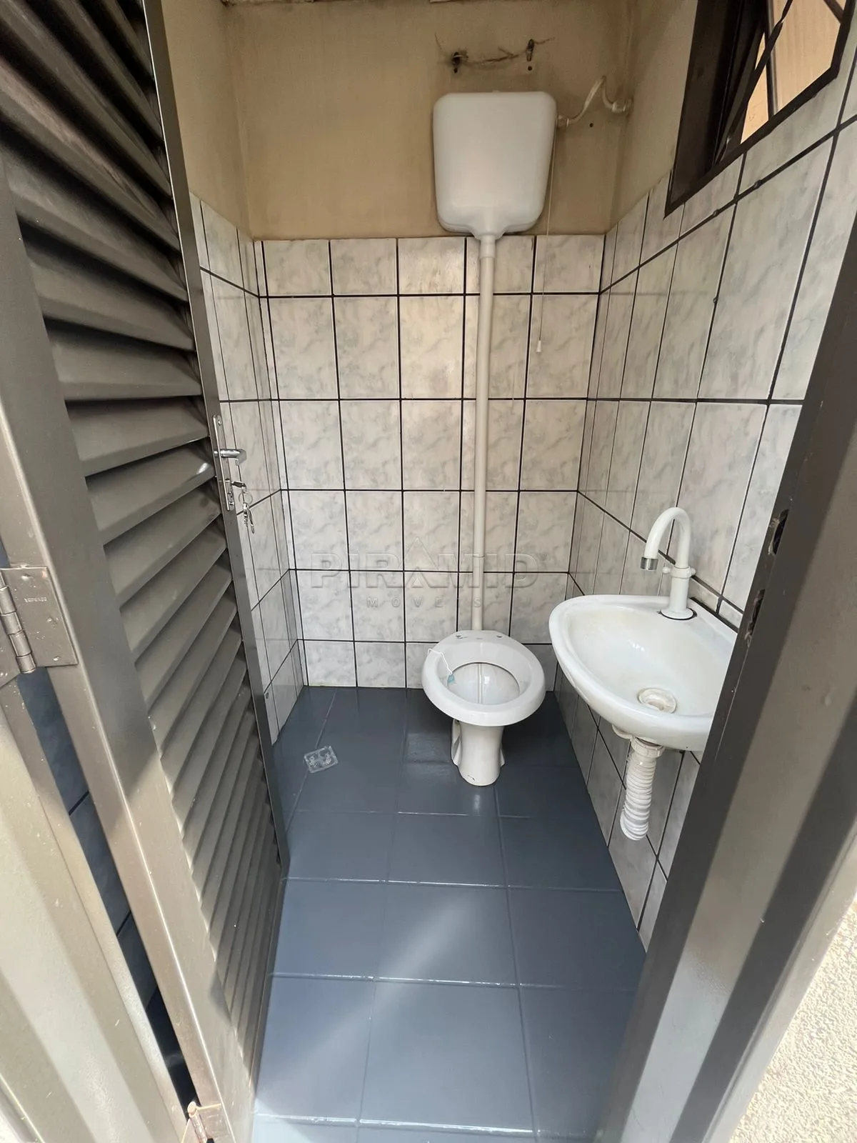 Alugar Comercial / Casa em Ribeir&atilde;o Preto R$ 3.000,00 - Foto 13