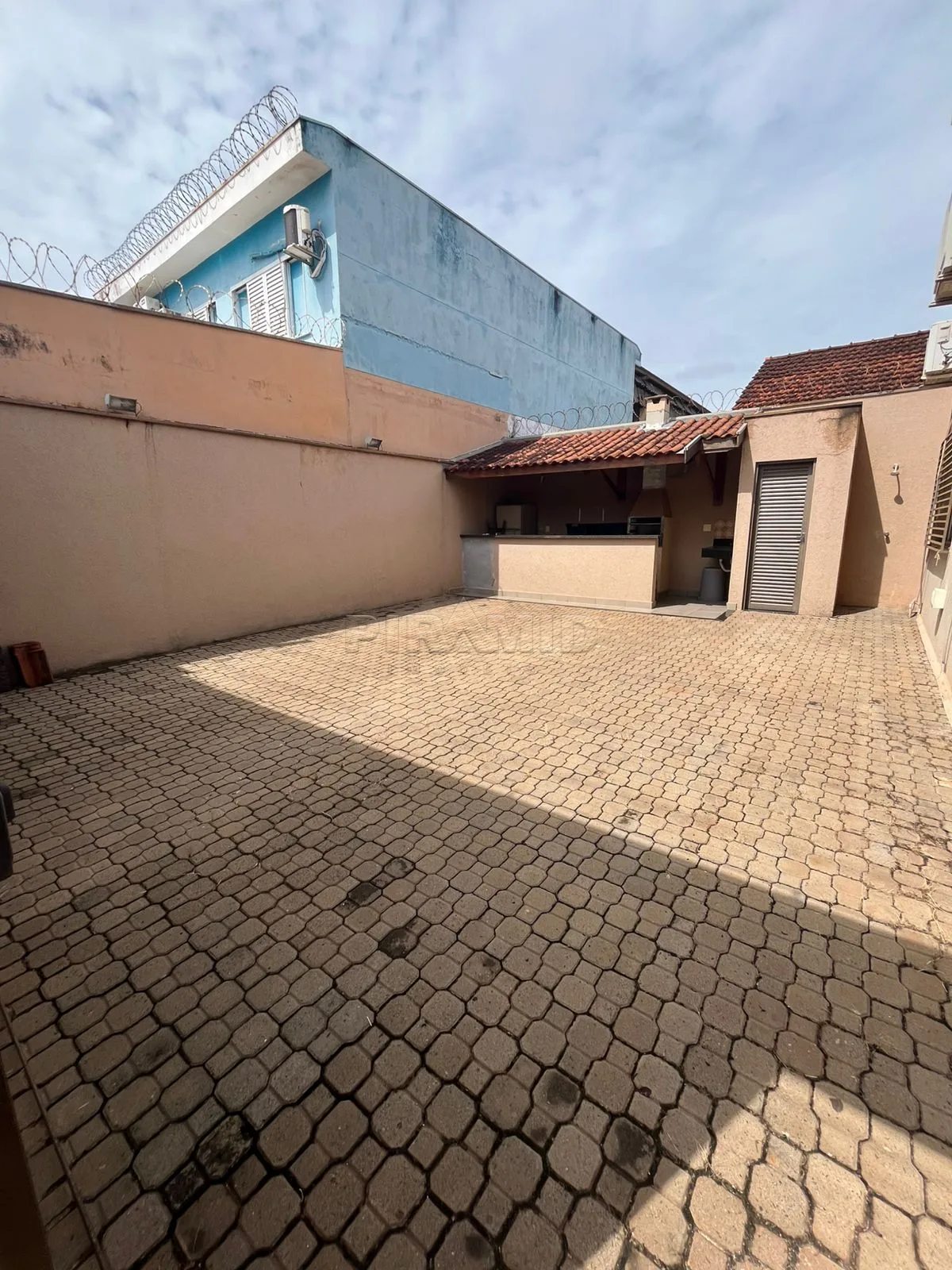 Alugar Comercial / Casa em Ribeir&atilde;o Preto R$ 3.000,00 - Foto 18