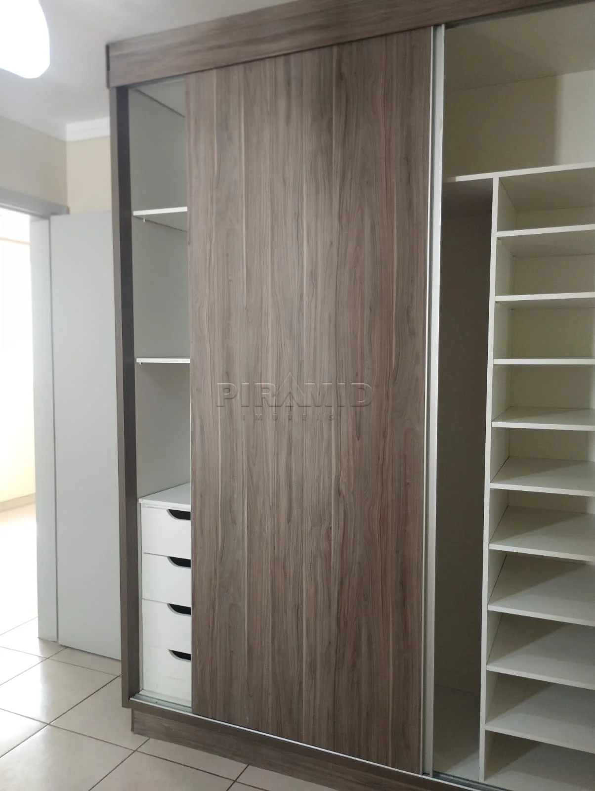 Alugar Apartamento / Padr&atilde;o em Ribeir&atilde;o Preto R$ 1.400,00 - Foto 15