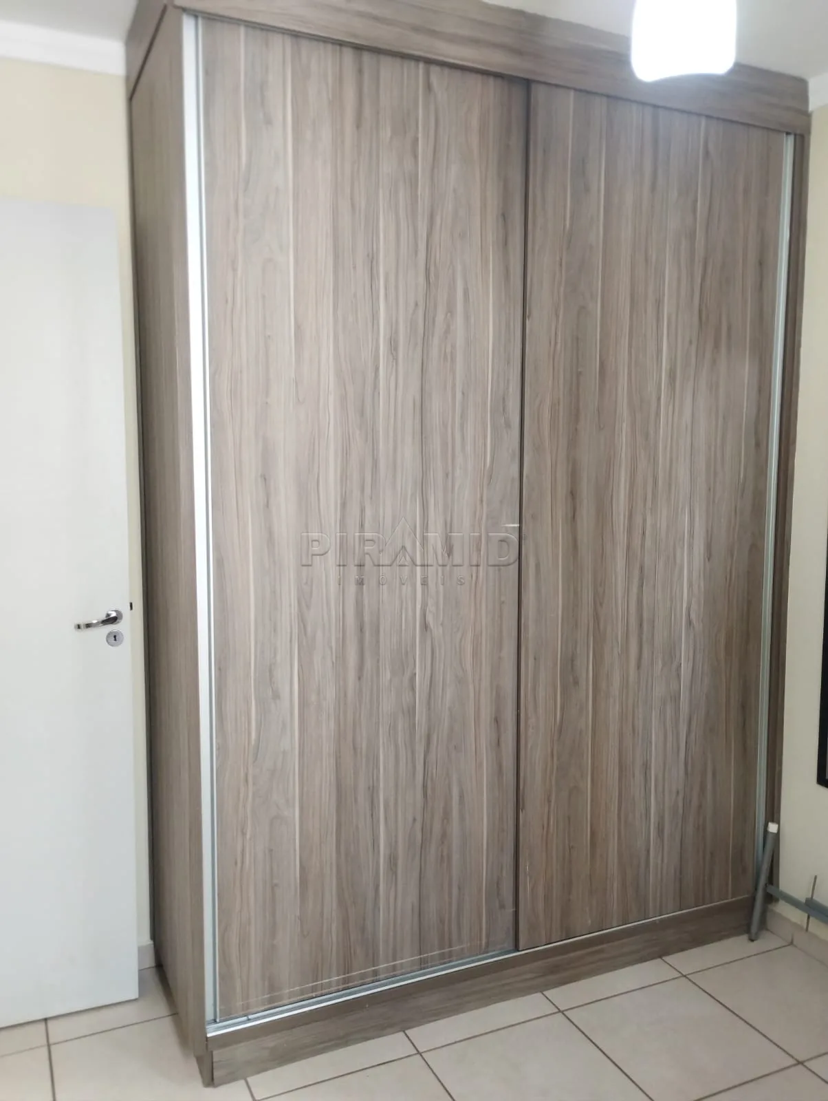 Alugar Apartamento / Padr&atilde;o em Ribeir&atilde;o Preto R$ 1.400,00 - Foto 16