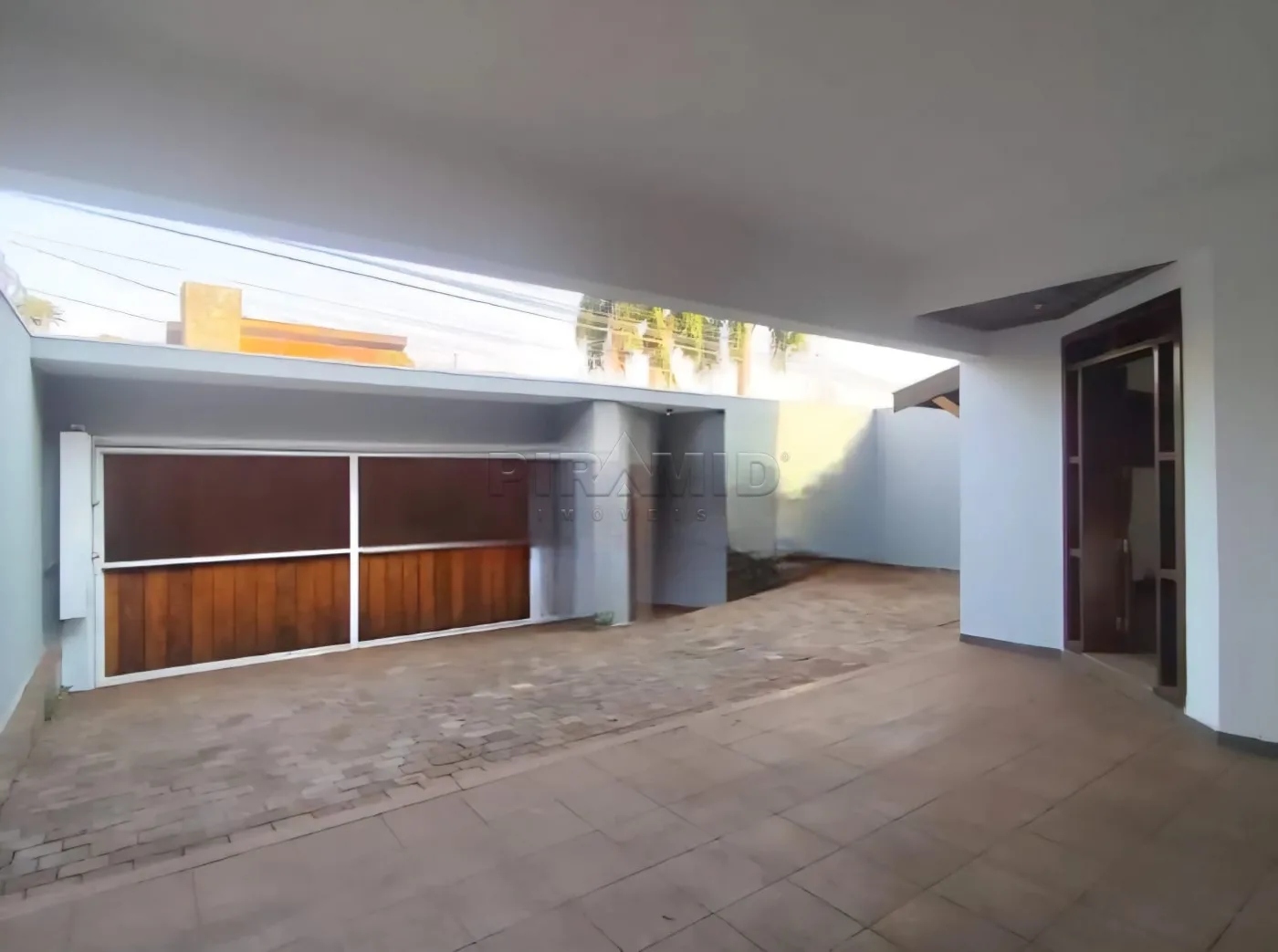 Alugar Casa / Padr&atilde;o em Ribeir&atilde;o Preto R$ 6.000,00 - Foto 1