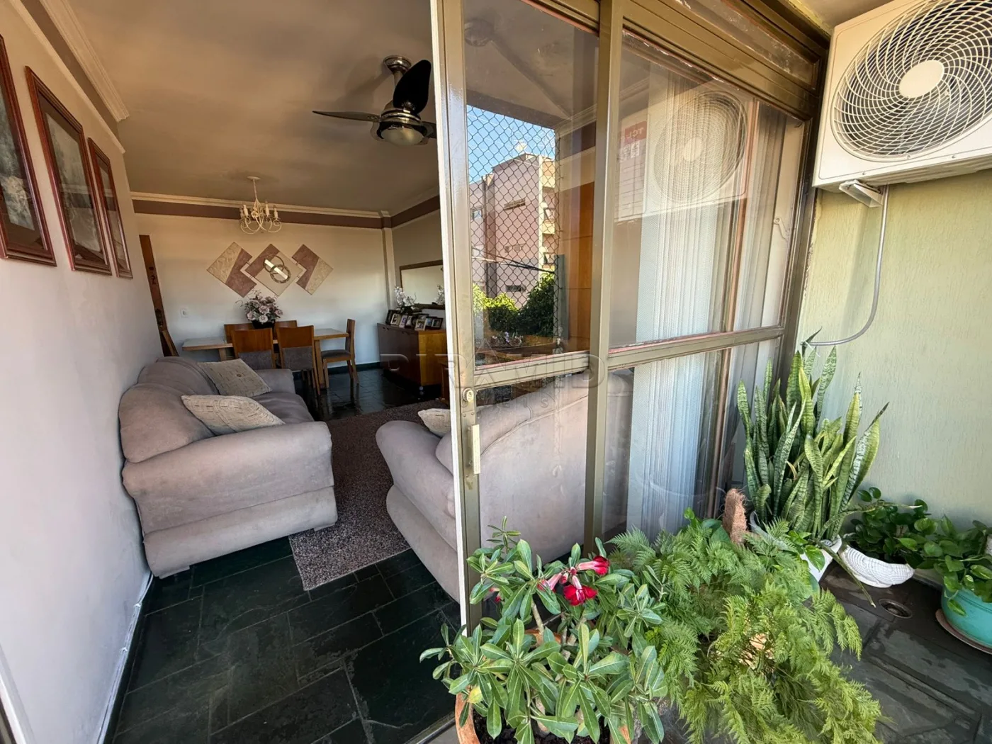 Comprar Apartamento / Padr&atilde;o em Ribeir&atilde;o Preto R$ 310.000,00 - Foto 6