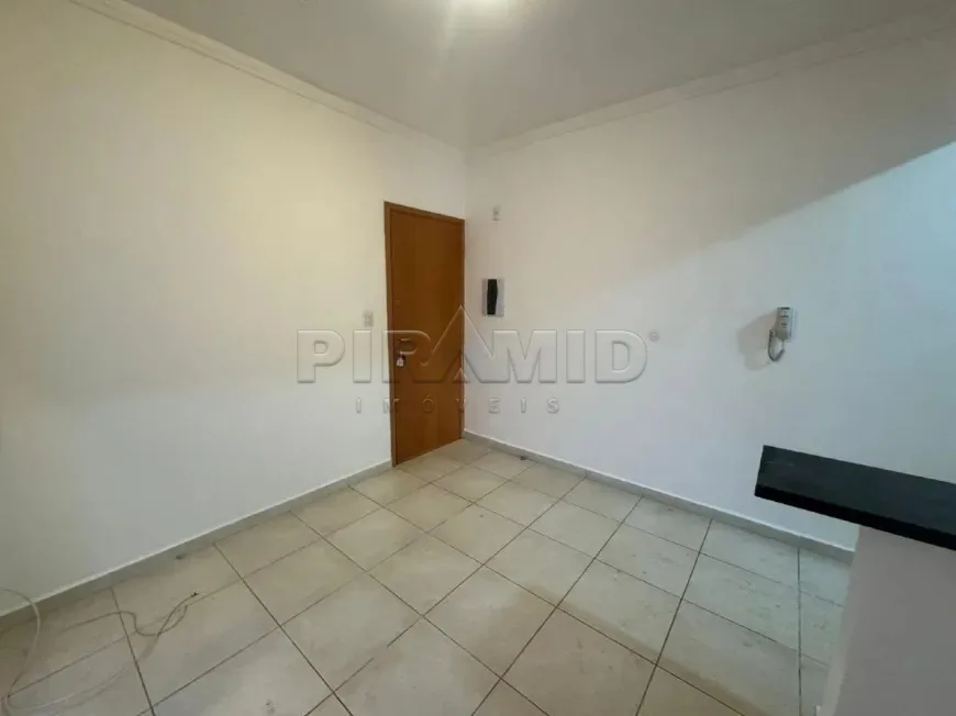 Alugar Apartamento / Padr&atilde;o em Ribeir&atilde;o Preto R$ 1.750,00 - Foto 2