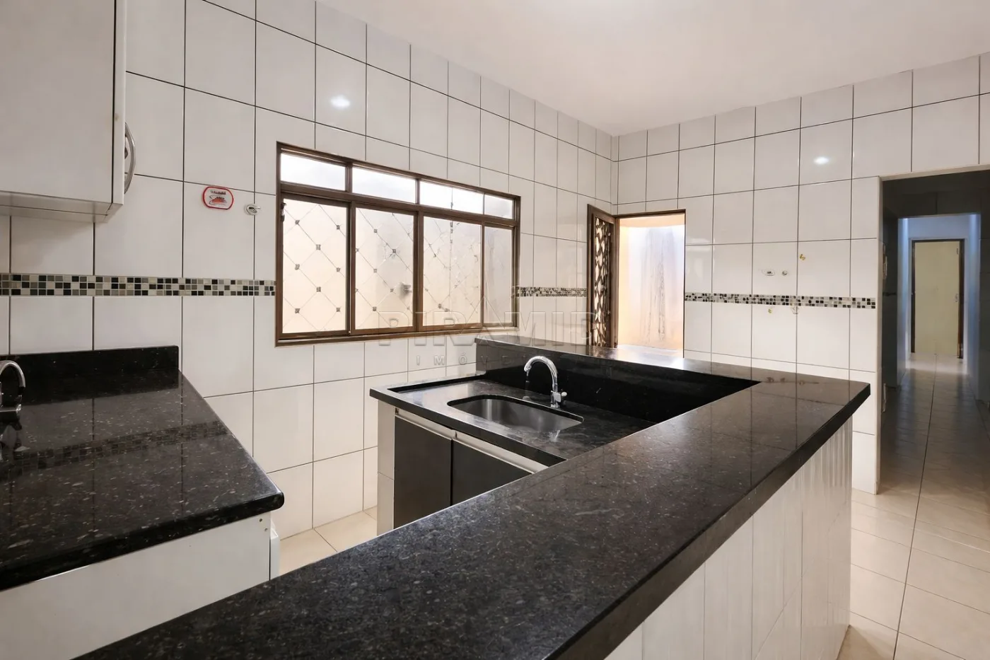 Alugar Casa / Padr&atilde;o em Ribeir&atilde;o Preto R$ 1.600,00 - Foto 16