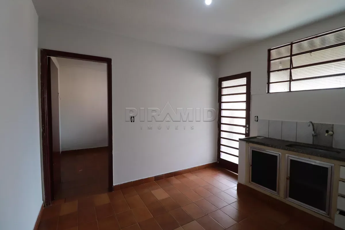Alugar Casa / Padr&atilde;o em Ribeir&atilde;o Preto R$ 1.700,00 - Foto 14