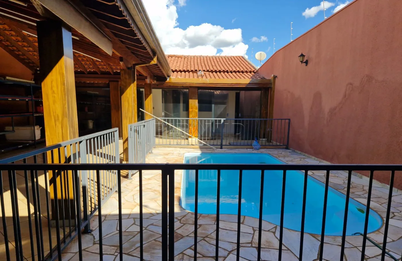 Comprar Casa / Padr&atilde;o em Ribeir&atilde;o Preto R$ 426.000,00 - Foto 2