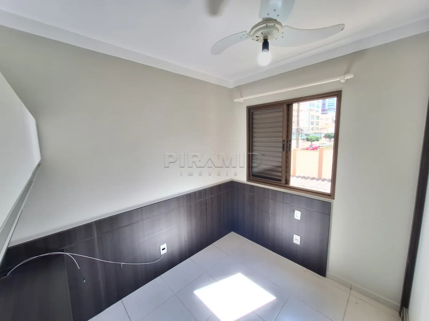 Alugar Apartamento / Padr&atilde;o em Ribeir&atilde;o Preto R$ 3.800,00 - Foto 11