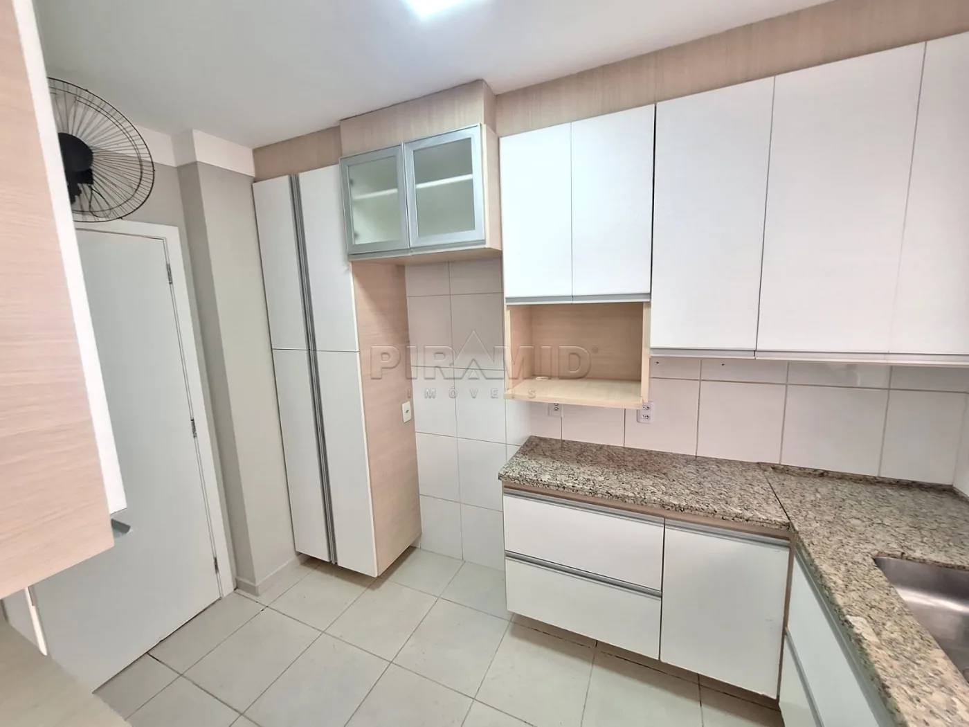 Alugar Apartamento / Padr&atilde;o em Ribeir&atilde;o Preto R$ 3.800,00 - Foto 20