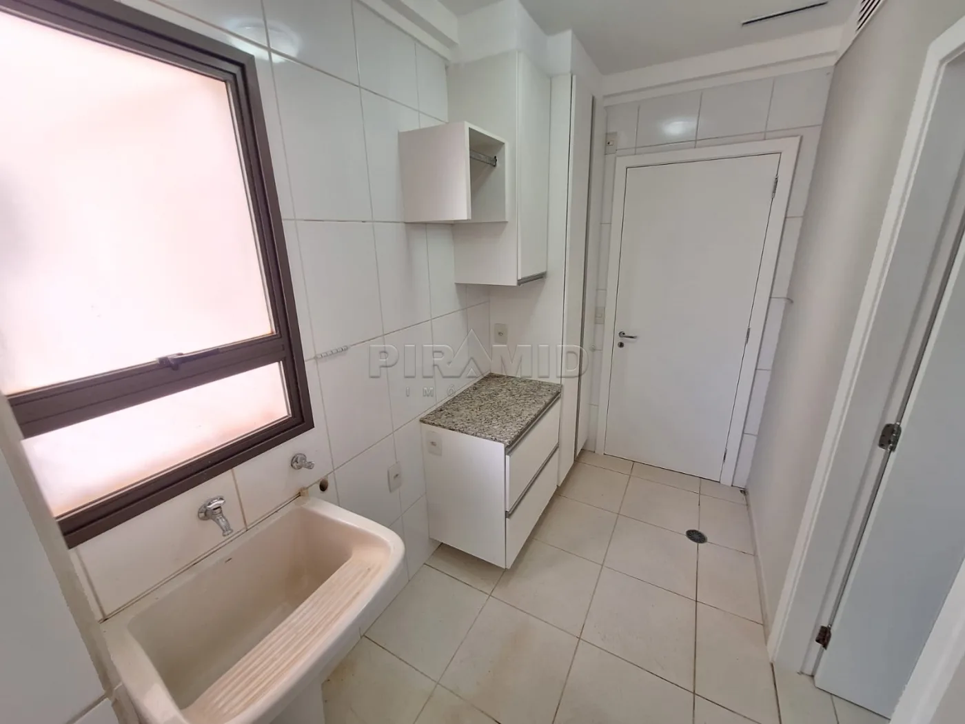 Alugar Apartamento / Padr&atilde;o em Ribeir&atilde;o Preto R$ 3.800,00 - Foto 22