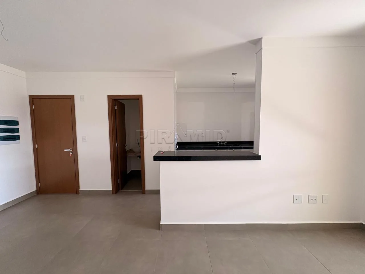 Comprar Apartamento / Padr&atilde;o em Ribeir&atilde;o Preto R$ 680.000,00 - Foto 4