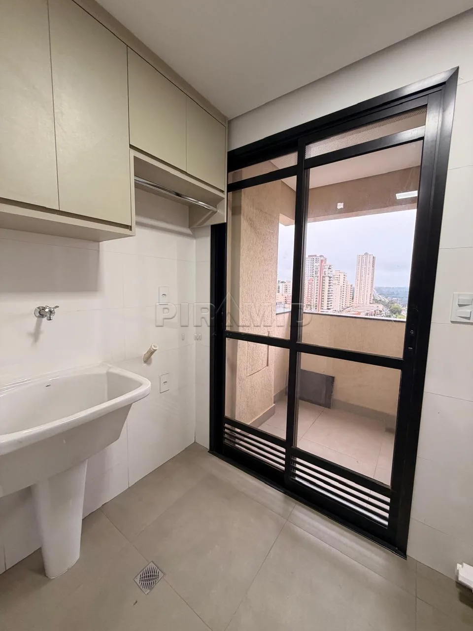 Alugar Apartamento / Padr&atilde;o em Ribeir&atilde;o Preto R$ 4.500,00 - Foto 13
