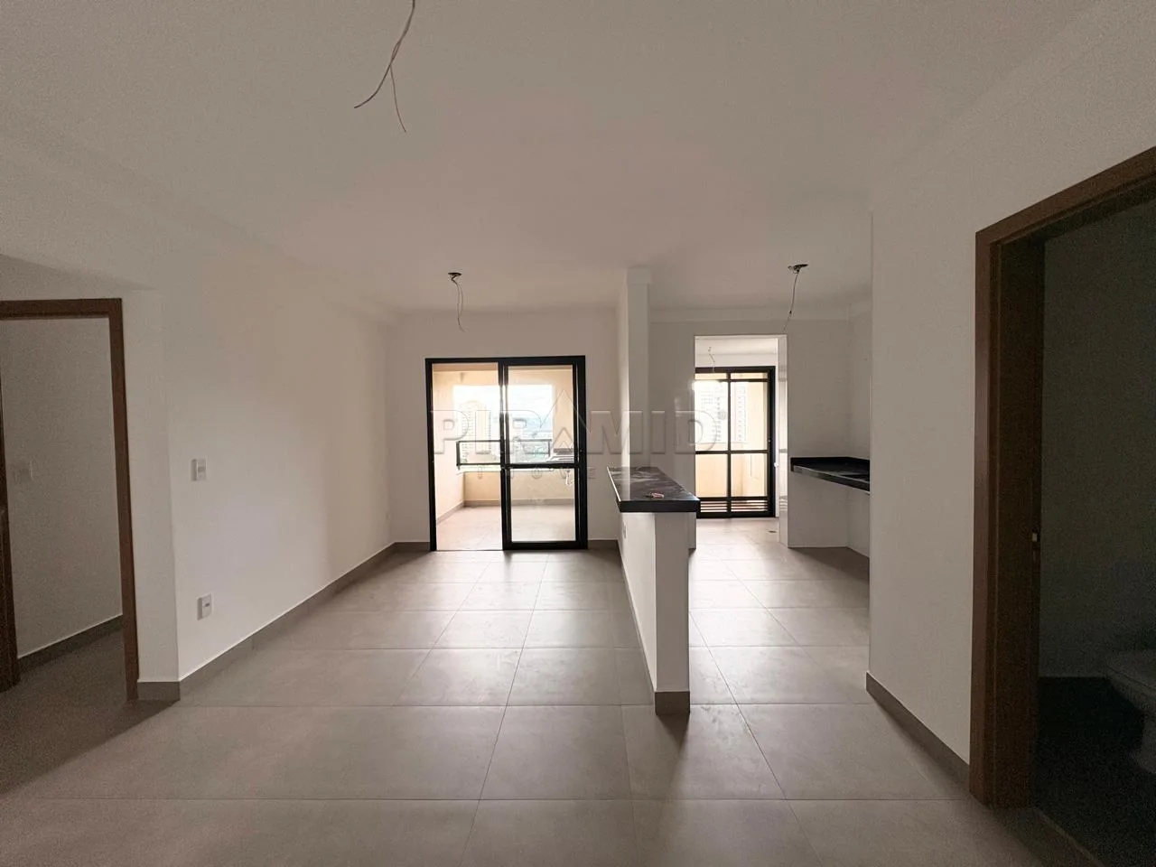 Comprar Apartamento / Padr&atilde;o em Ribeir&atilde;o Preto R$ 680.000,00 - Foto 2