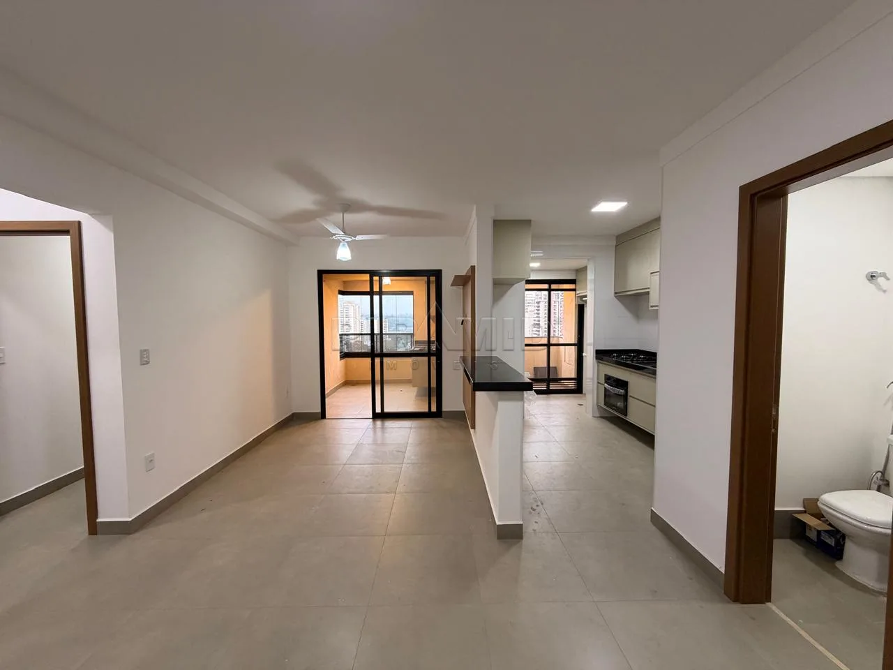 Alugar Apartamento / Padr&atilde;o em Ribeir&atilde;o Preto R$ 4.500,00 - Foto 2