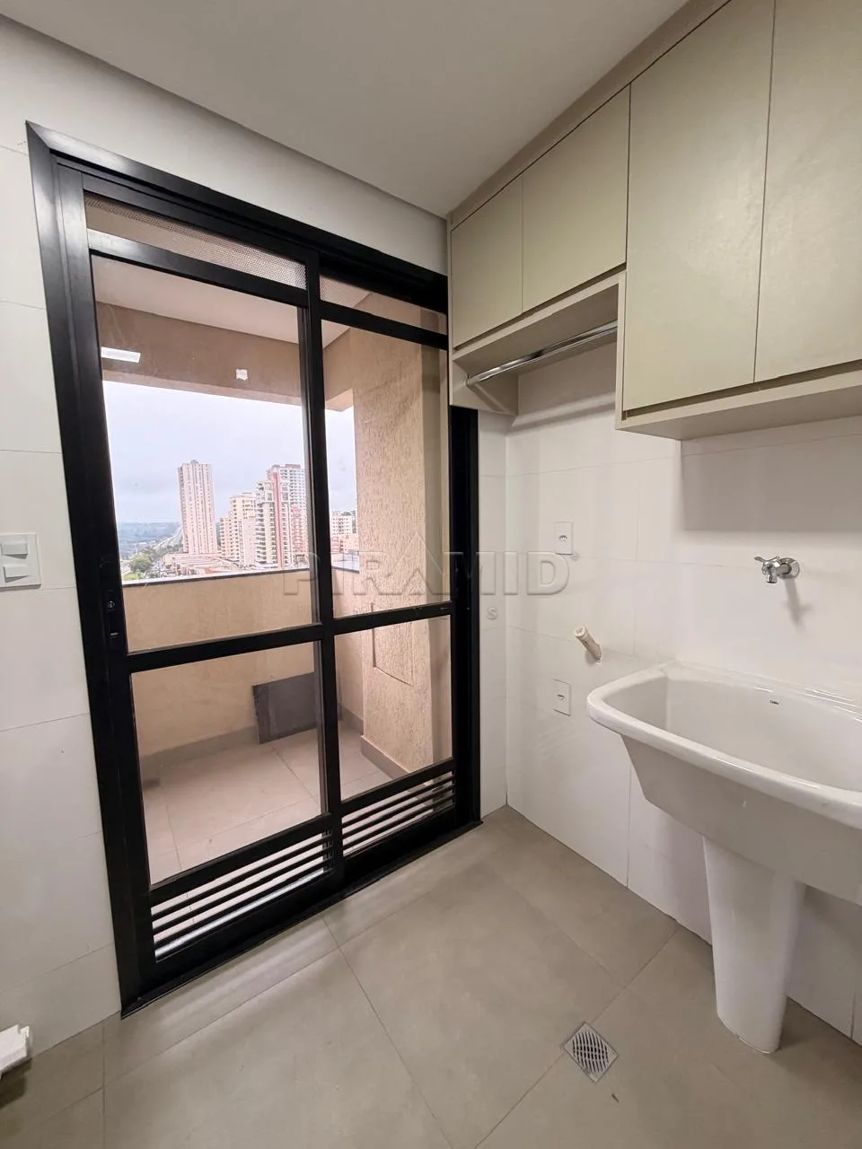 Alugar Apartamento / Padr&atilde;o em Ribeir&atilde;o Preto R$ 4.500,00 - Foto 13