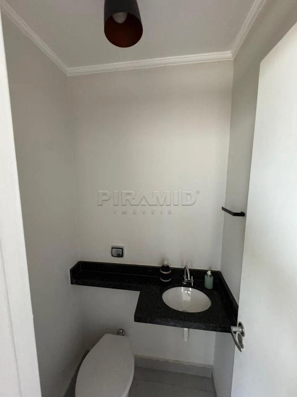 Alugar Apartamento / Padr&atilde;o em Ribeir&atilde;o Preto R$ 2.400,00 - Foto 4