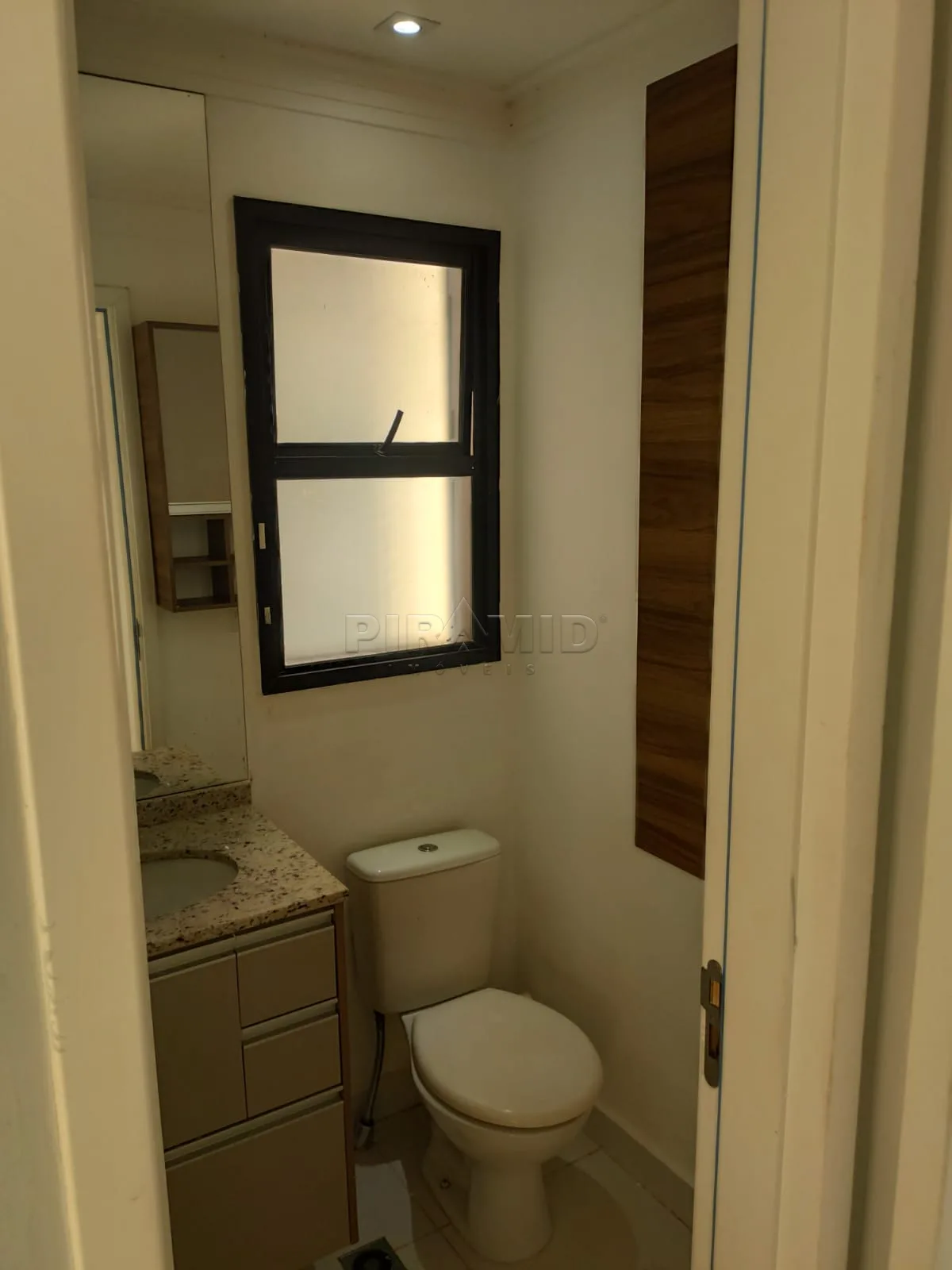 Alugar Apartamento / Padr&atilde;o em Ribeir&atilde;o Preto R$ 1.700,00 - Foto 10