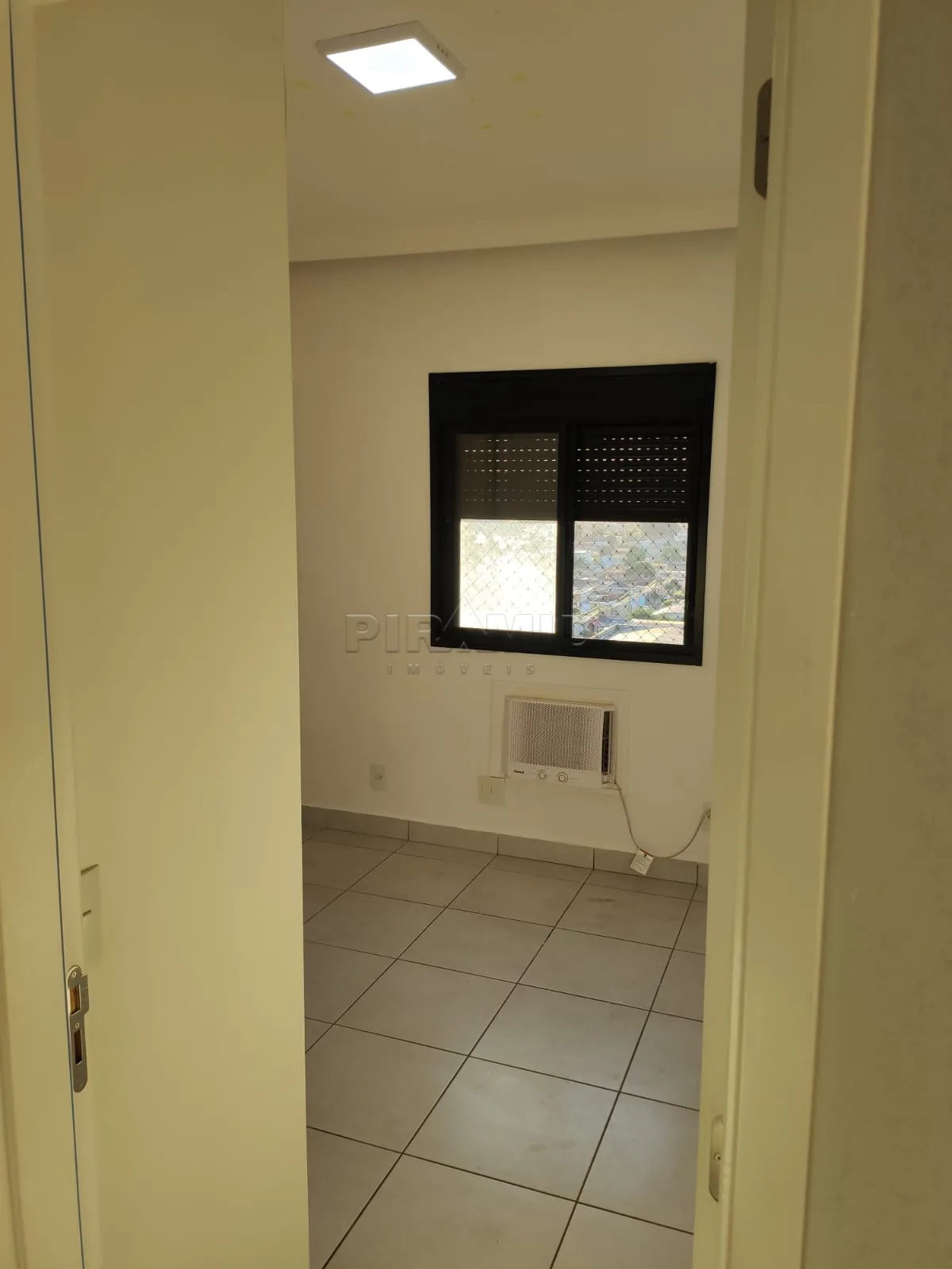 Alugar Apartamento / Padr&atilde;o em Ribeir&atilde;o Preto R$ 1.700,00 - Foto 7