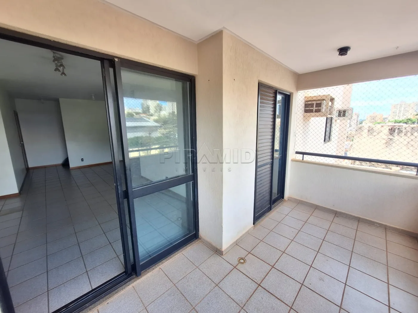 Alugar Apartamento / Padr&atilde;o em Ribeir&atilde;o Preto R$ 3.000,00 - Foto 4