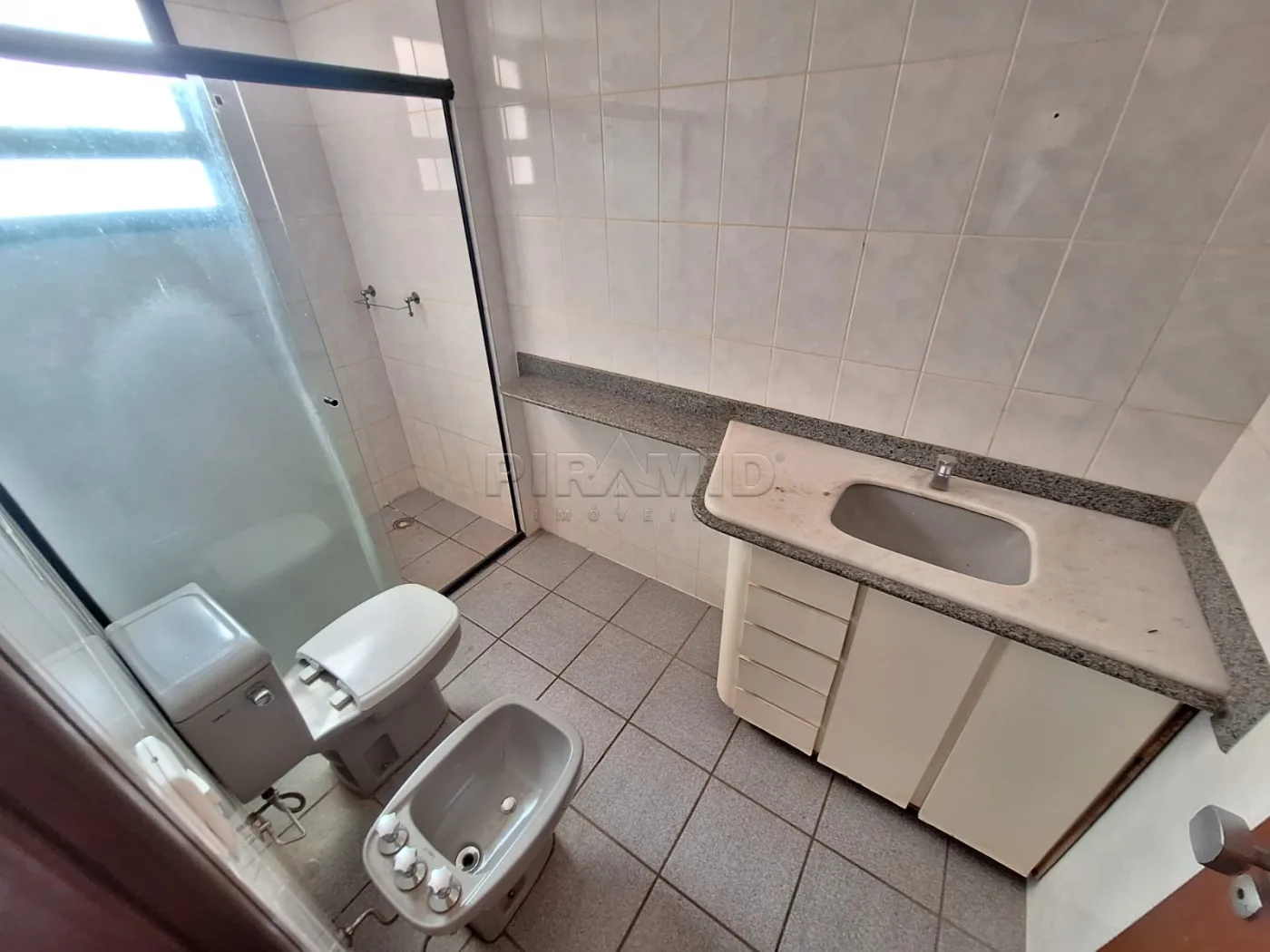 Alugar Apartamento / Padr&atilde;o em Ribeir&atilde;o Preto R$ 3.000,00 - Foto 16