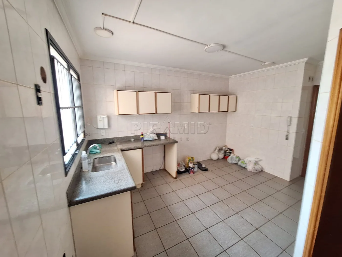 Alugar Apartamento / Padr&atilde;o em Ribeir&atilde;o Preto R$ 3.000,00 - Foto 17