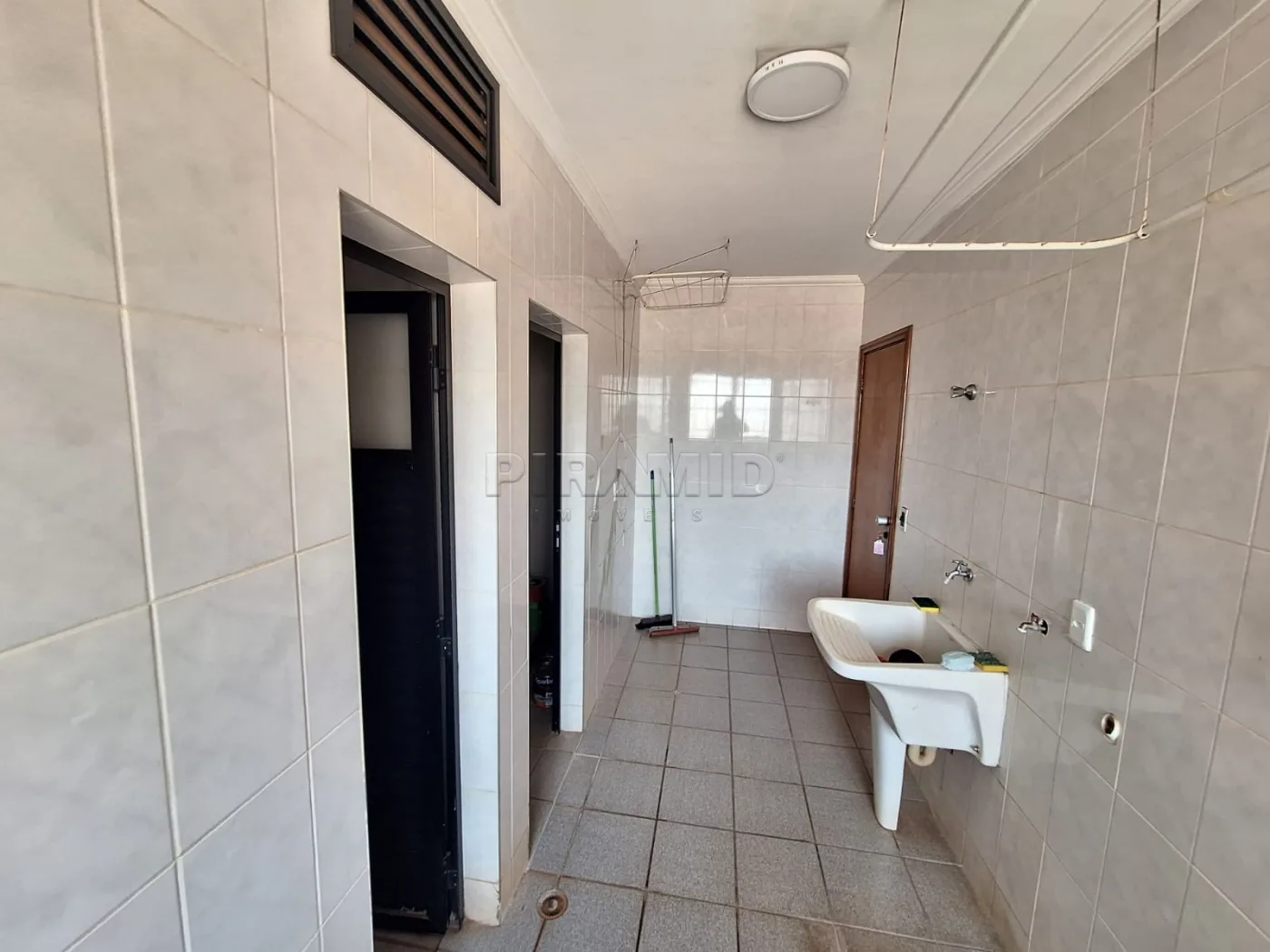 Alugar Apartamento / Padr&atilde;o em Ribeir&atilde;o Preto R$ 3.000,00 - Foto 19