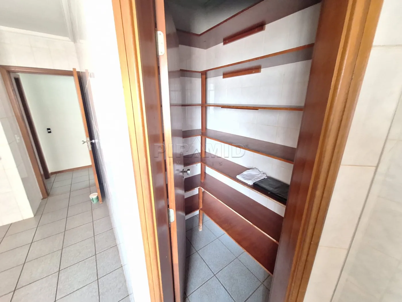 Alugar Apartamento / Padr&atilde;o em Ribeir&atilde;o Preto R$ 3.000,00 - Foto 20