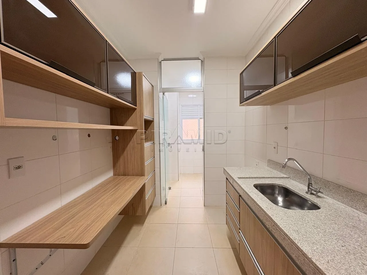 Alugar Apartamento / Padr&atilde;o em Ribeir&atilde;o Preto R$ 3.800,00 - Foto 5