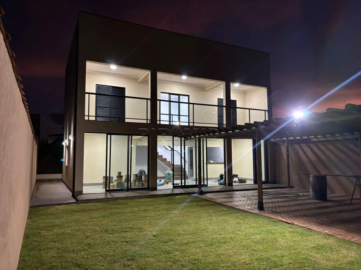 Comprar Casa / Padr&atilde;o em Ribeir&atilde;o Preto R$ 692.000,00 - Foto 2