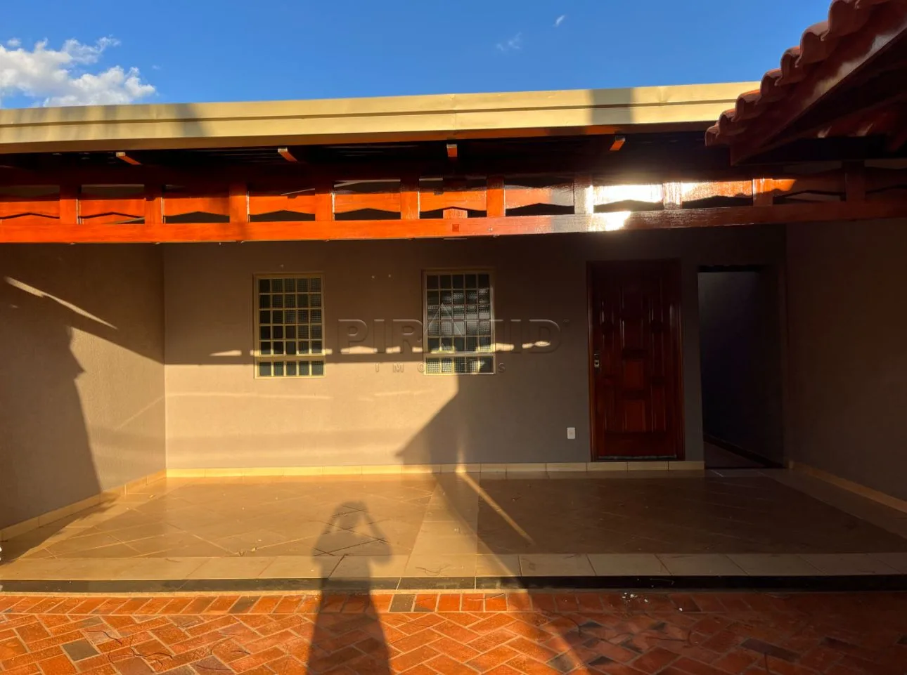 Comprar Casa / Padr&atilde;o em Ribeir&atilde;o Preto R$ 550.000,00 - Foto 1