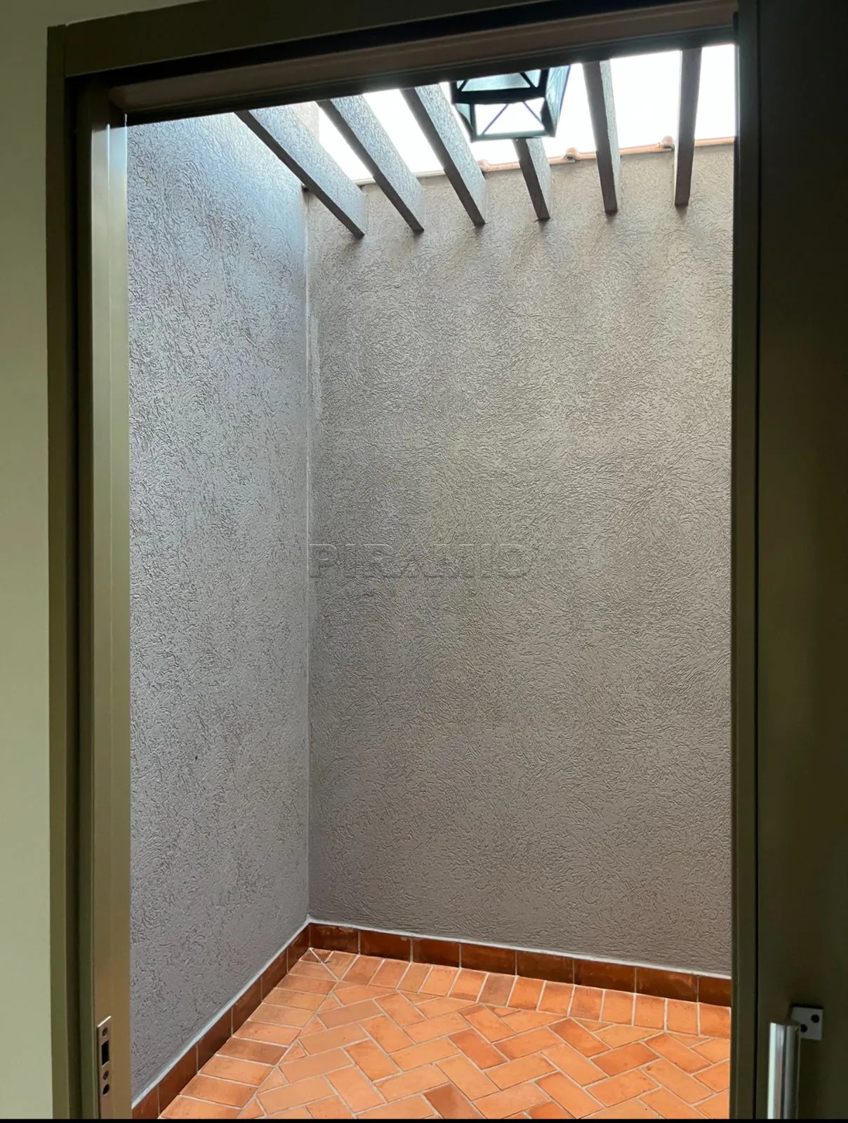 Comprar Casa / Padr&atilde;o em Ribeir&atilde;o Preto R$ 550.000,00 - Foto 17