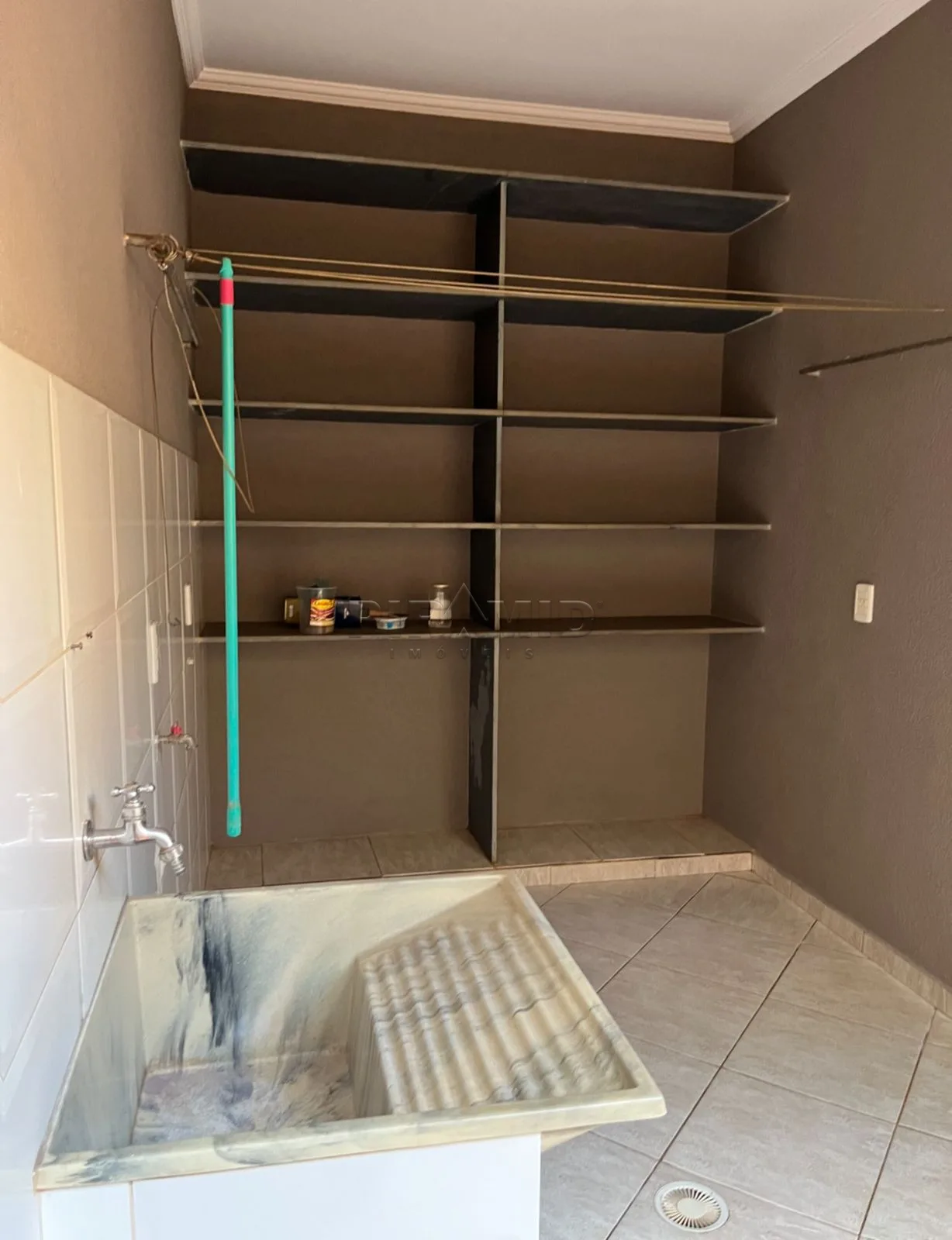 Comprar Casa / Padr&atilde;o em Ribeir&atilde;o Preto R$ 550.000,00 - Foto 14