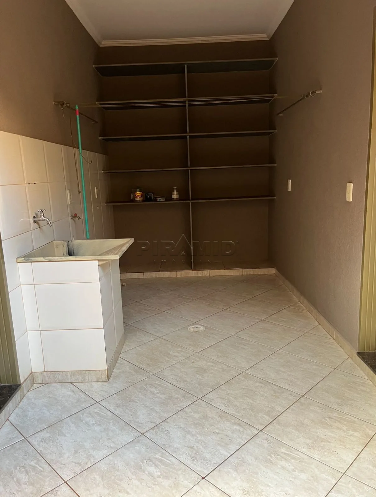 Comprar Casa / Padr&atilde;o em Ribeir&atilde;o Preto R$ 550.000,00 - Foto 13