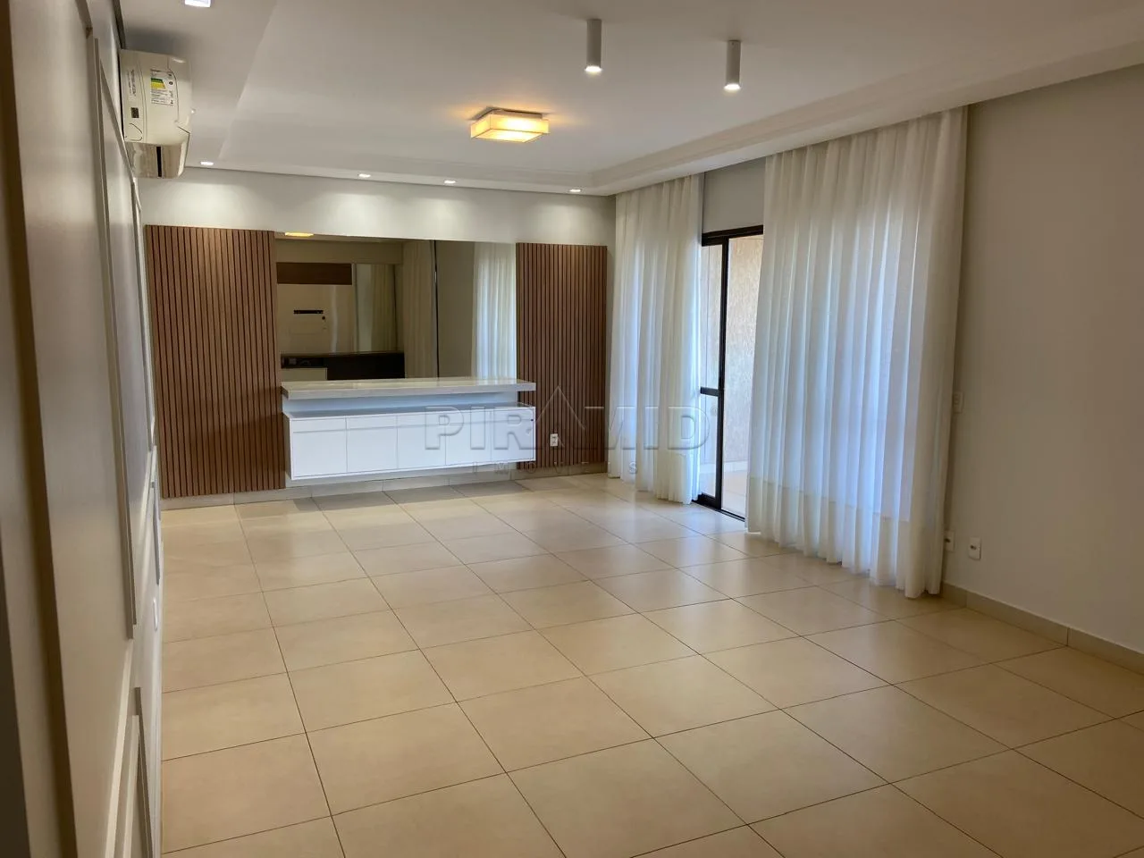 Alugar Apartamento / Padr&atilde;o em Ribeir&atilde;o Preto R$ 4.700,00 - Foto 3