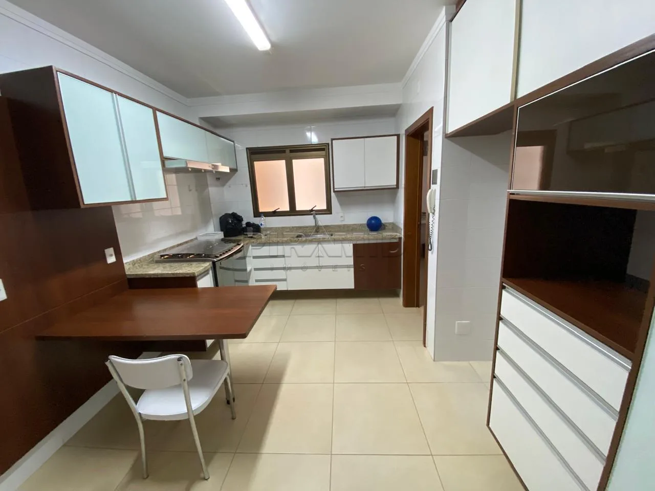 Alugar Apartamento / Padr&atilde;o em Ribeir&atilde;o Preto R$ 4.700,00 - Foto 11