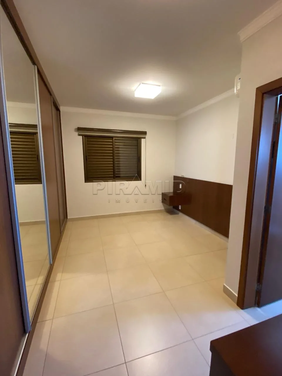 Alugar Apartamento / Padr&atilde;o em Ribeir&atilde;o Preto R$ 4.700,00 - Foto 21