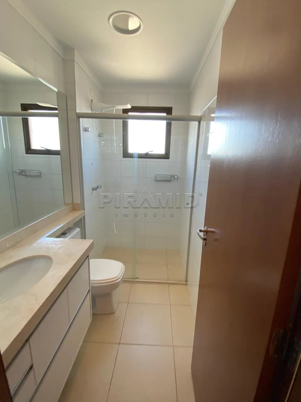 Alugar Apartamento / Padr&atilde;o em Ribeir&atilde;o Preto R$ 4.700,00 - Foto 22