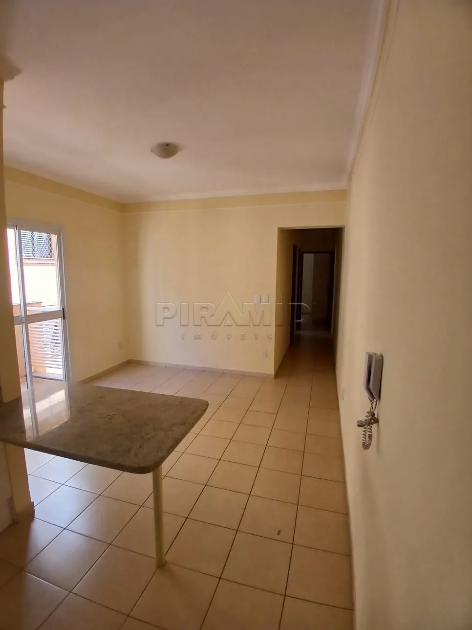 Alugar Apartamento / Padr&atilde;o em Ribeir&atilde;o Preto R$ 2.000,00 - Foto 3