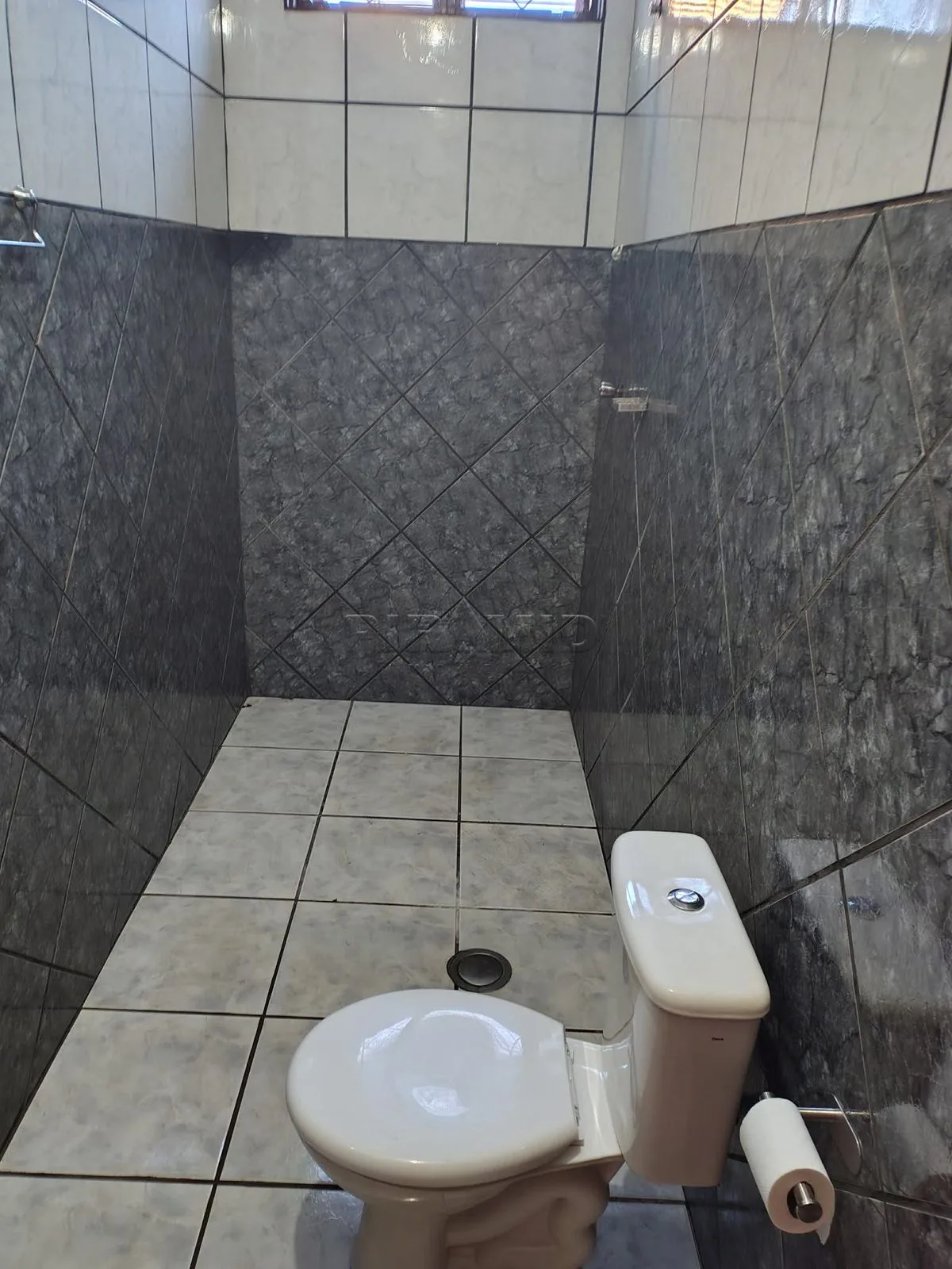 Alugar Casa / Padr&atilde;o em Ribeir&atilde;o Preto R$ 1.950,00 - Foto 9