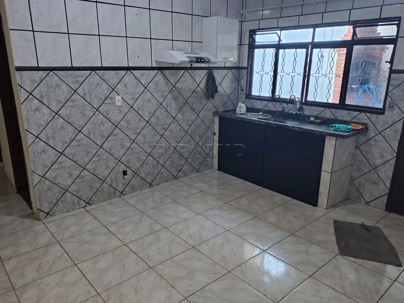 Alugar Casa / Padr&atilde;o em Ribeir&atilde;o Preto R$ 1.950,00 - Foto 10