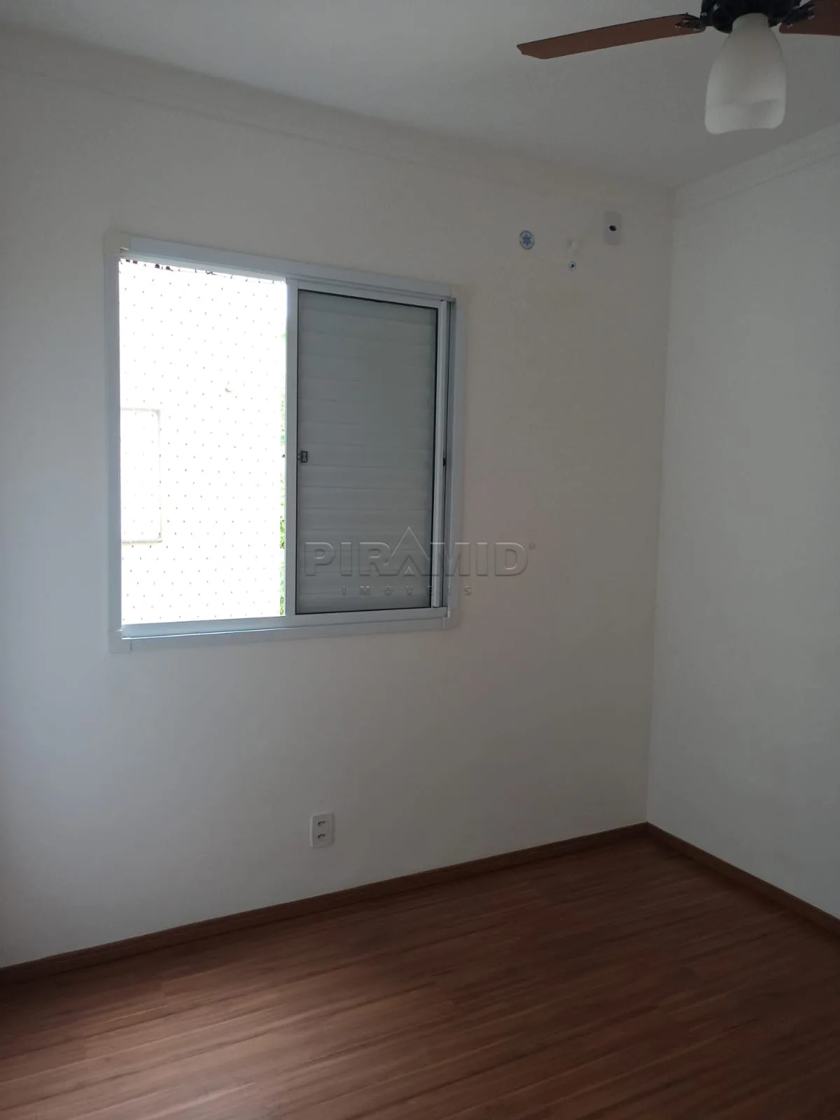 Alugar Apartamento / Padr&atilde;o em Ribeir&atilde;o Preto R$ 800,00 - Foto 9