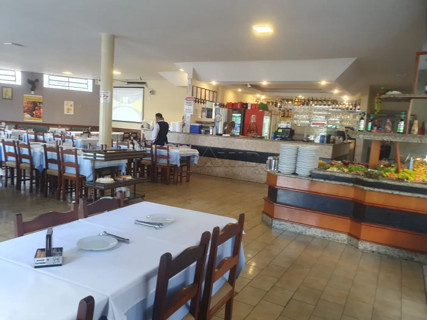 Comprar Comercial / Sal&atilde;o em Ribeir&atilde;o Preto R$ 1.958.860,00 - Foto 2